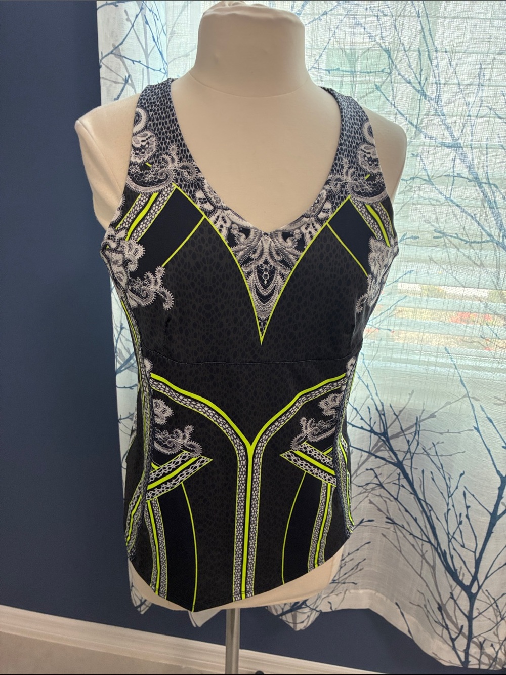 Lucky in Love Black & Neon Green Patterned Women's Tank Top